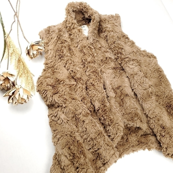 New Dylan Tan Brown plush Poly Fleece sz Xs - Picture 7 of 10